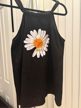 Black Tank Top with White & Yellow Daisy Graphic